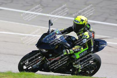 media/Apr-23-2022-Fastrack Riders (Sat) [[cb2d6ae73d]]/LEVEL 3/1115AM TURN 3 AND 4/